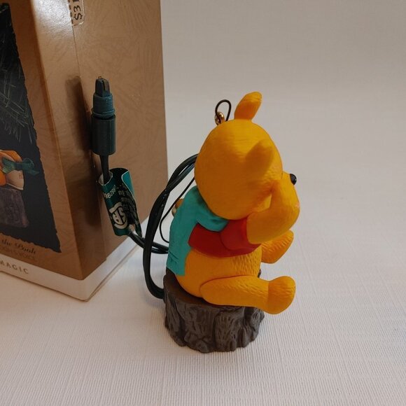 Winnie The Pooh Hear Pooh's Voice Hallmark Keepsake Magic Ornament - Picture 8 of 9